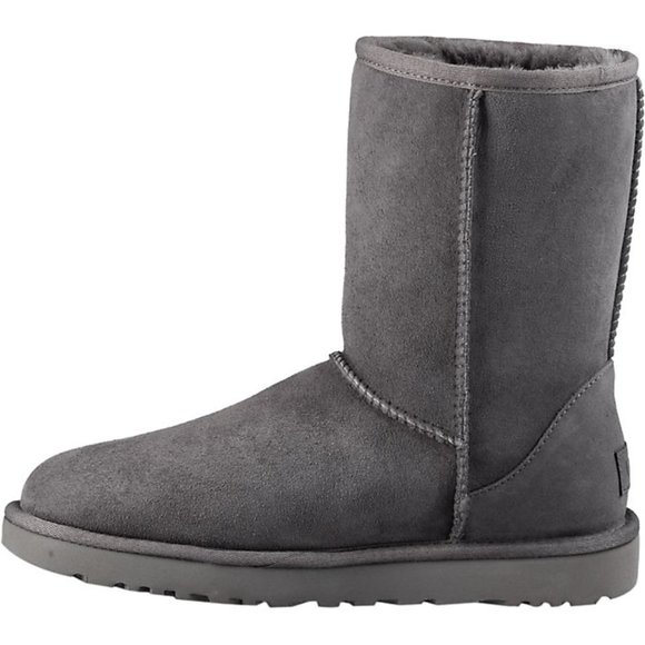 🎁 UGG Women's Classic Short II Boot - Picture 4 of 16